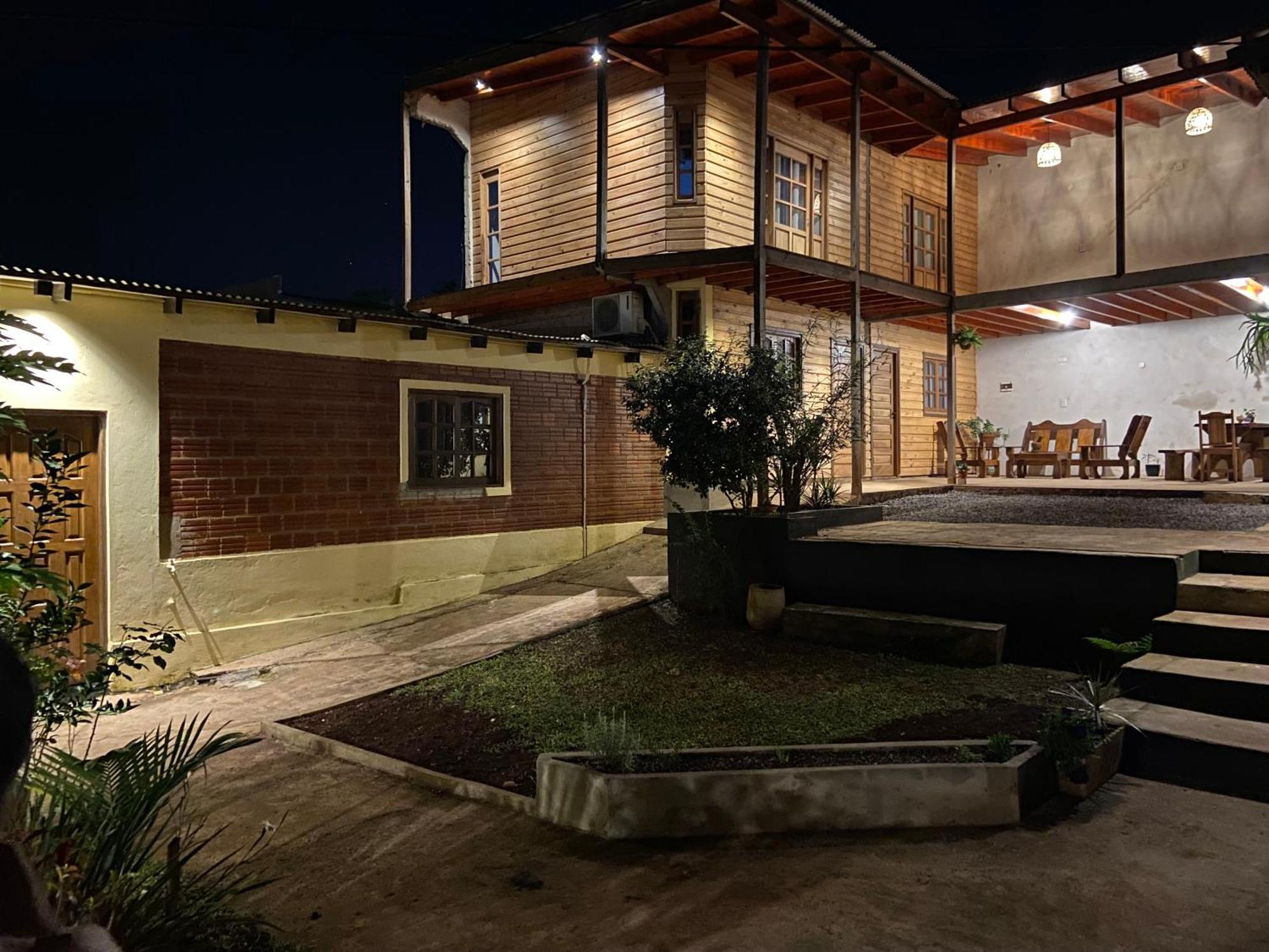 Hospedaje El Tucan Puerto Iguazú Exterior foto