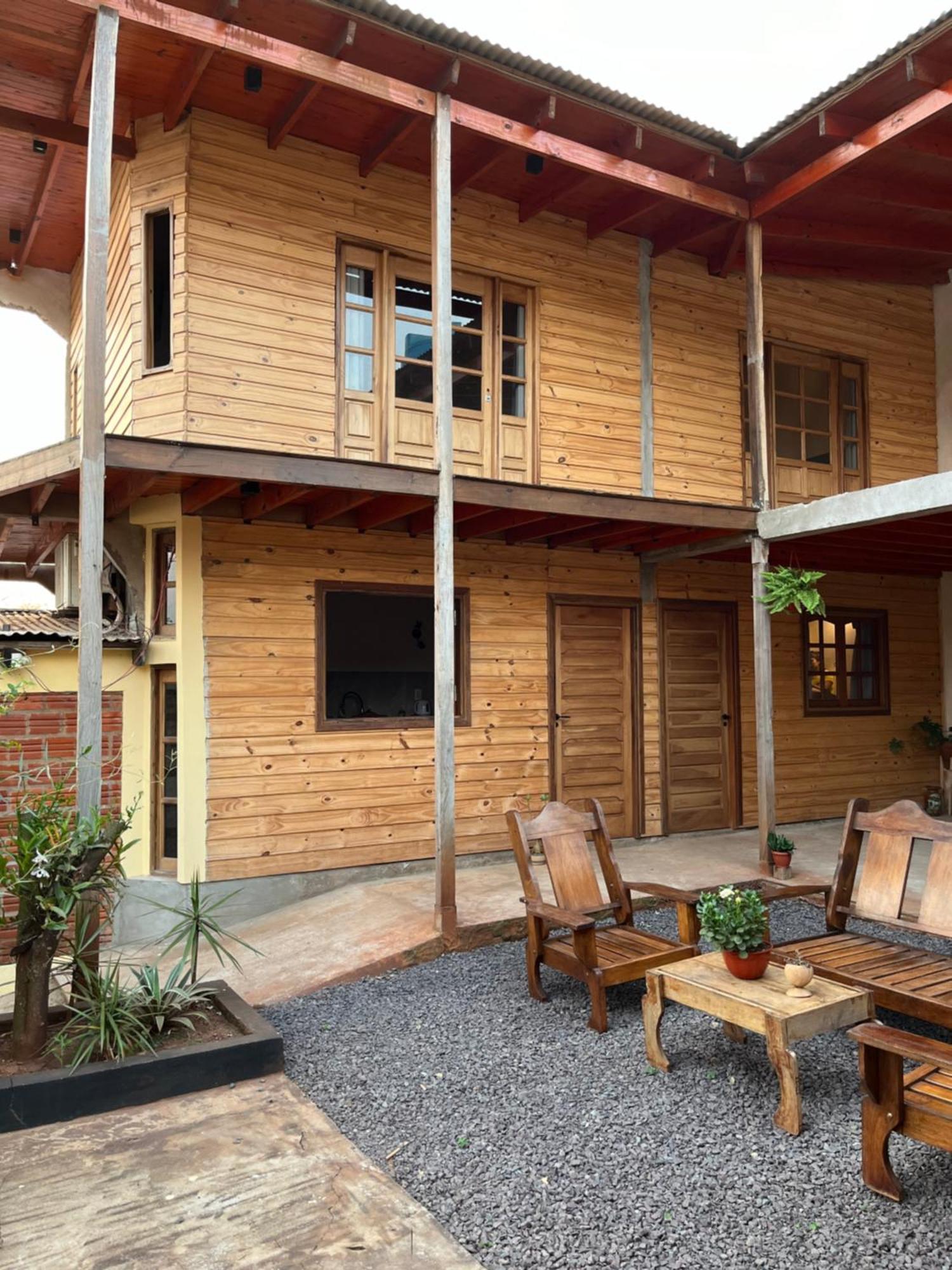 Hospedaje El Tucan Puerto Iguazú Exterior foto